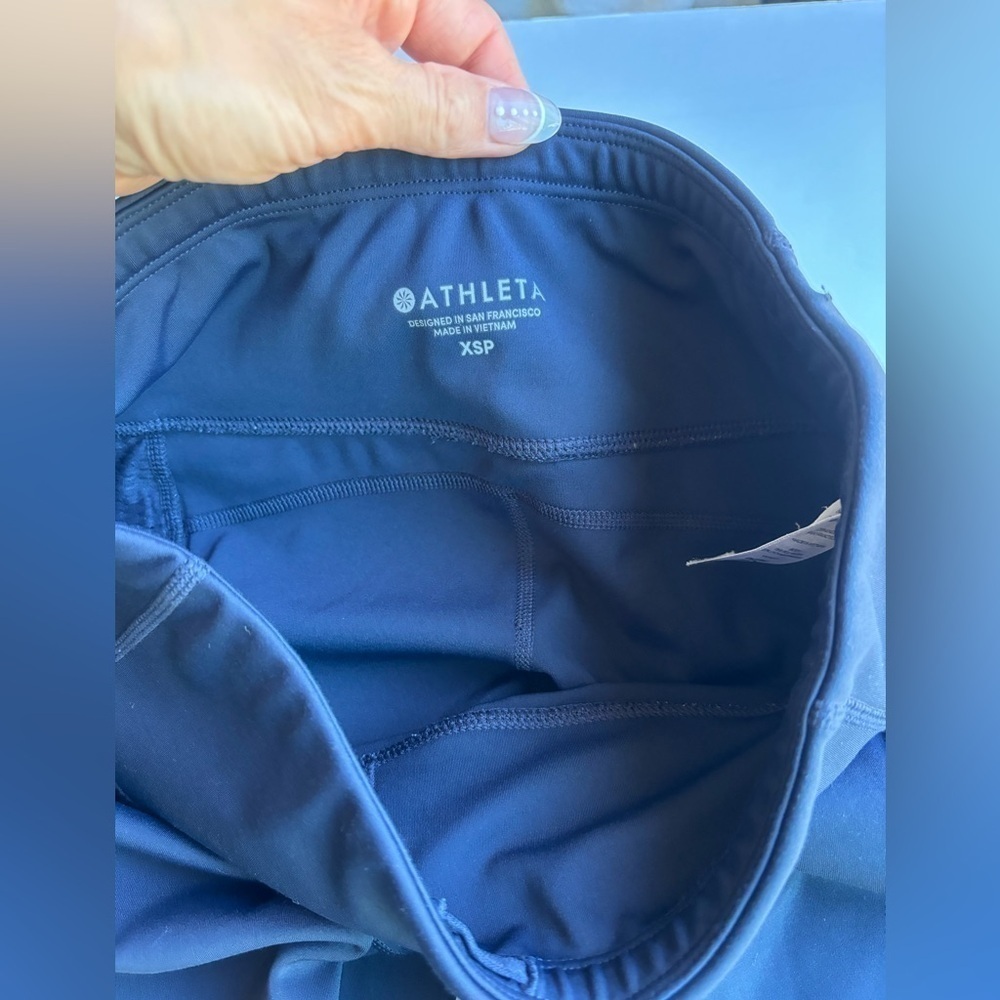 Athleta navy leggings. Cropped. Size XSP. See measurements in photos. - Picture 7 of 9